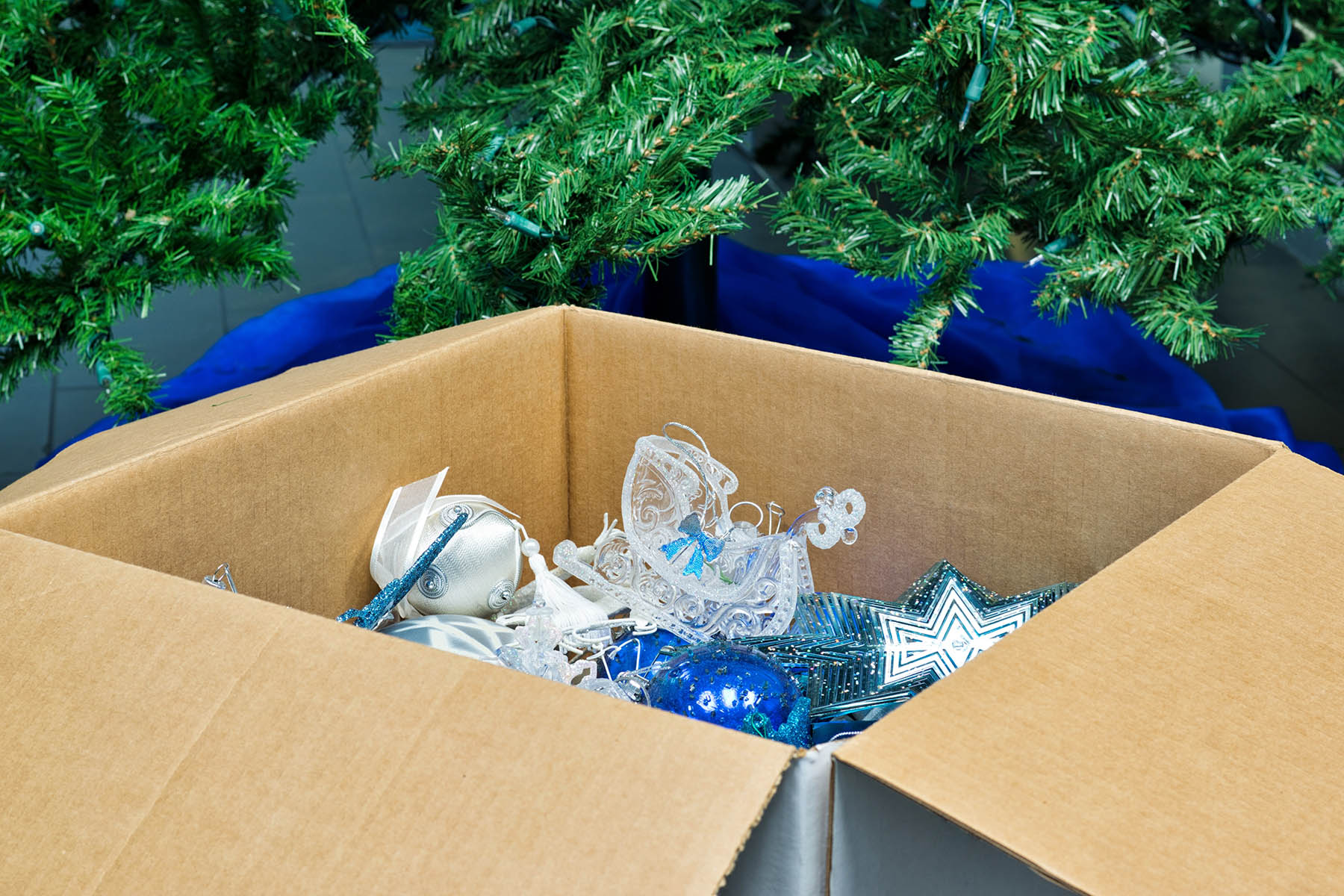 Smart Storage Solutions: How to Store Christmas Lights Post-Holiday Season